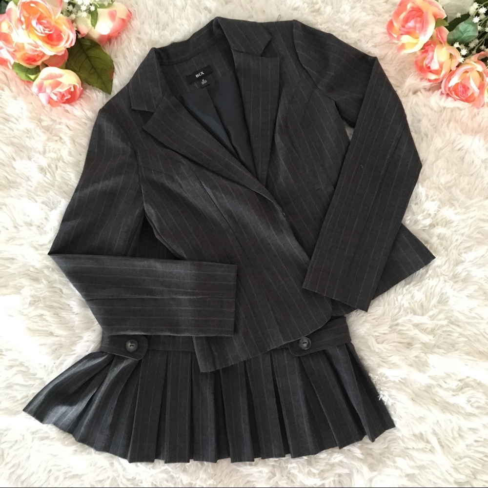 BCX Two piece skirt set